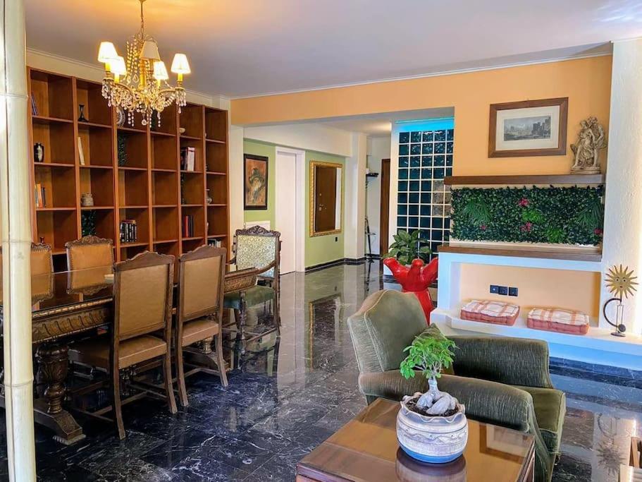 Sarakin'S Mansion Luxury Retreat Lejlighed Athen Eksteriør billede